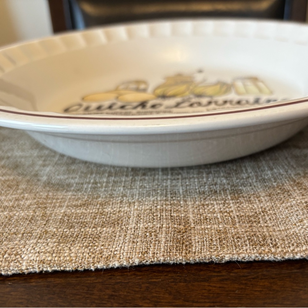 VTG Quiche Lorraine Recipe Ceramic Fluted Pie Plate Cream Brown Trim Farmhouse - Picture 4 of 6